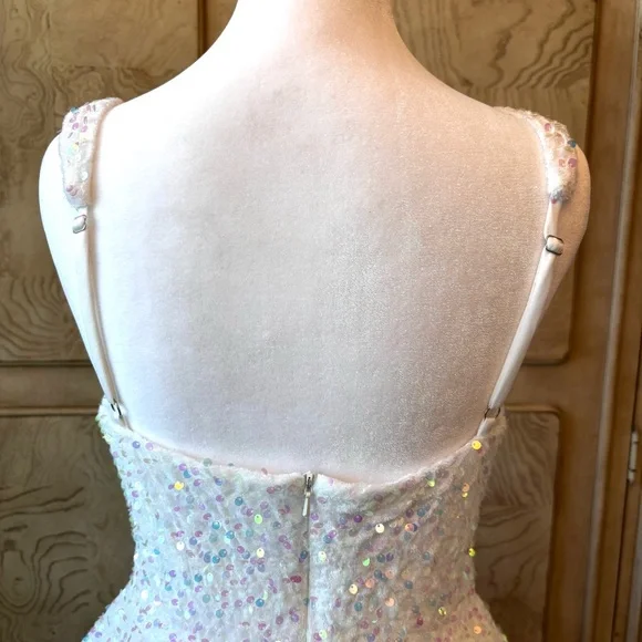 NEW White Cocktail Dress, White Prom Dress, White Dress, Sequin Dress, Size 6 - Picture 5 of 10